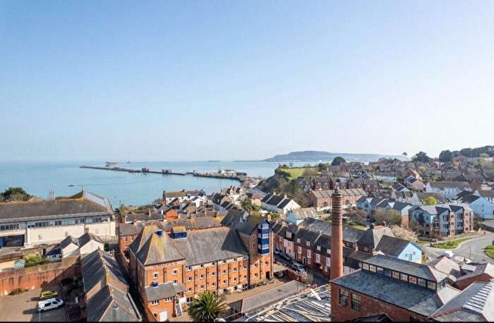 3 Bedroom Flat For Sale In Spring Road, Weymouth, DT4