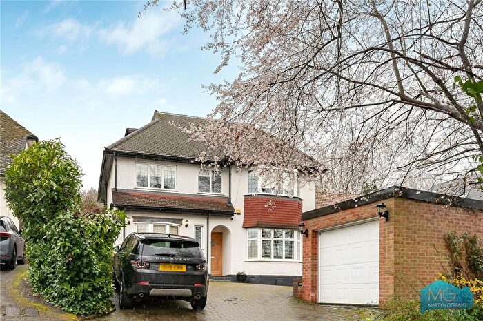 5 Bedroom Detached House For Sale In Wise Lane, London, NW7