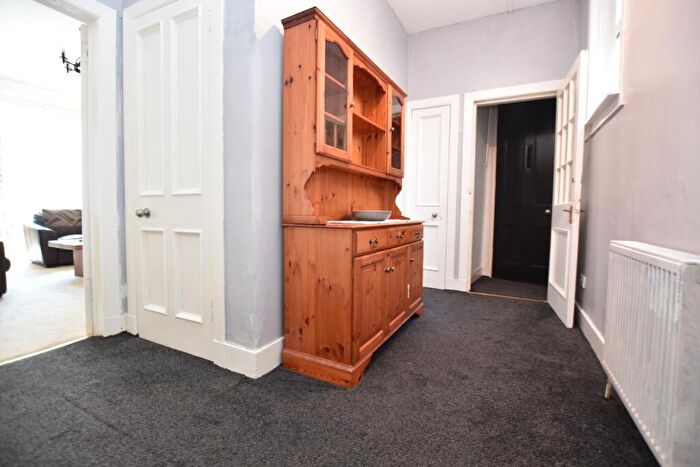 2 Bedroom Flat To Rent In Renfield Street, Renfrew, PA4