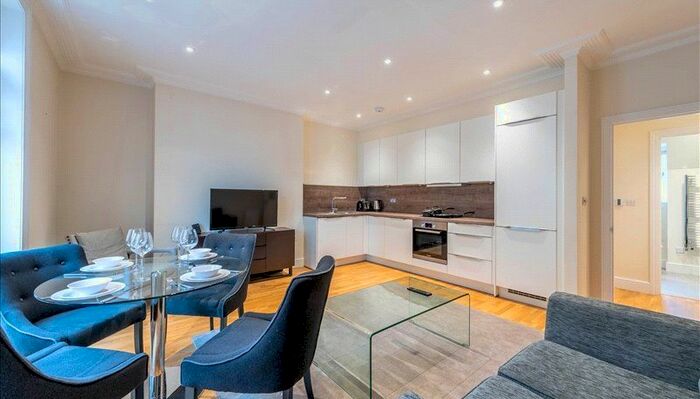 2 Bedroom Property To Rent In Hamlet Gardens, Ravenscourt Park, London, W6