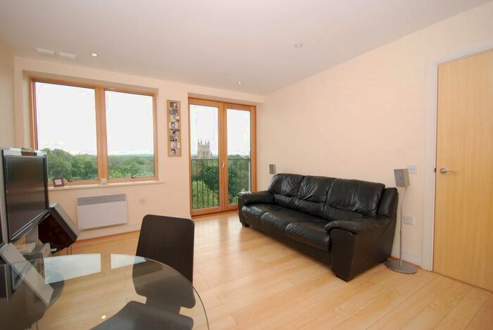 2 Bedroom Flat To Rent In Lait House, Albemarle Road, Beckenham, BR3