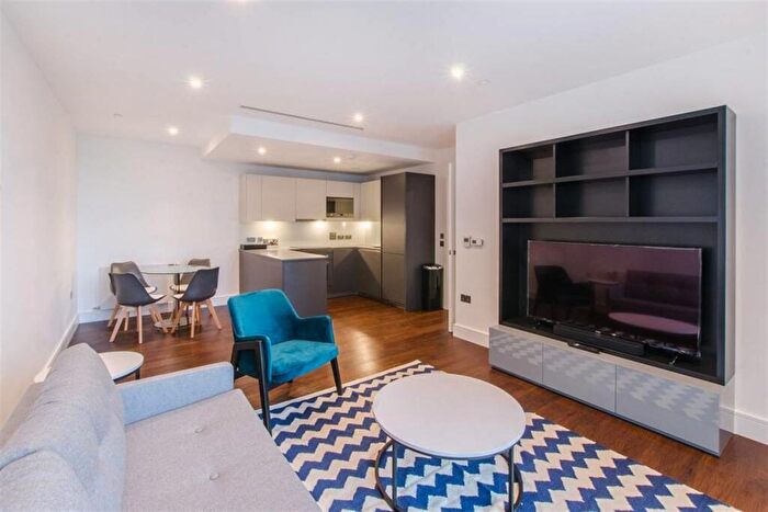 1 Bedroom Apartment To Rent In Harbour Way, London, E14