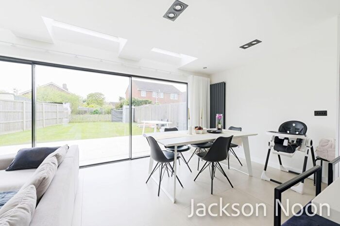 4 Bedroom Detached House For Sale In Chessington Road, Ewell, KT19