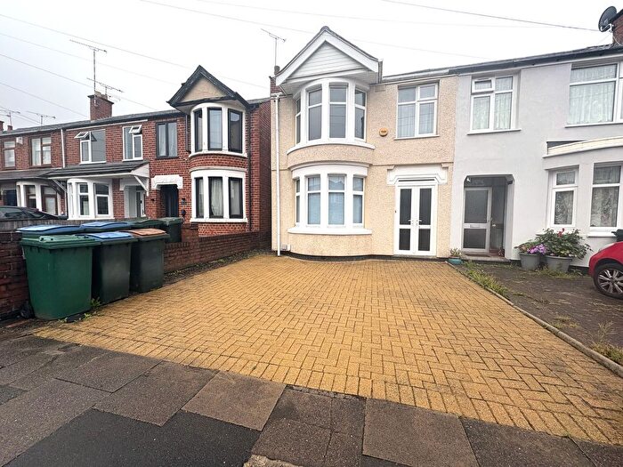 3 Bedroom End Of Terrace House To Rent In Cheveral Avenue, Radford, Coventry, CV6