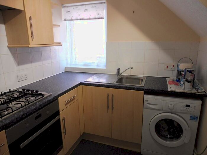 2 Bedroom Flat To Rent In John Street, Maidstone, ME14