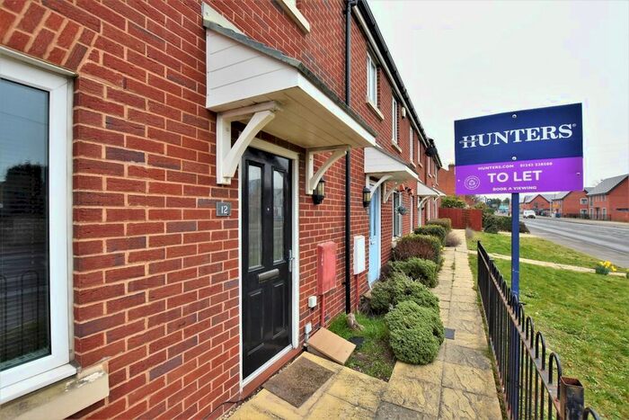 3 Bedroom End Of Terrace House To Rent In Lea Walk, Hucclecote Road, Hucclecote, Gloucester, GL3
