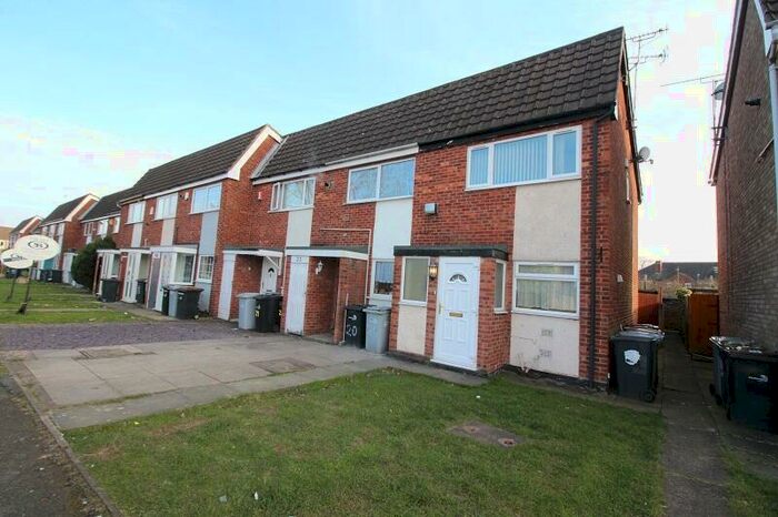 2 Bedroom Mews To Rent In Crewe, Cheshire, CW1