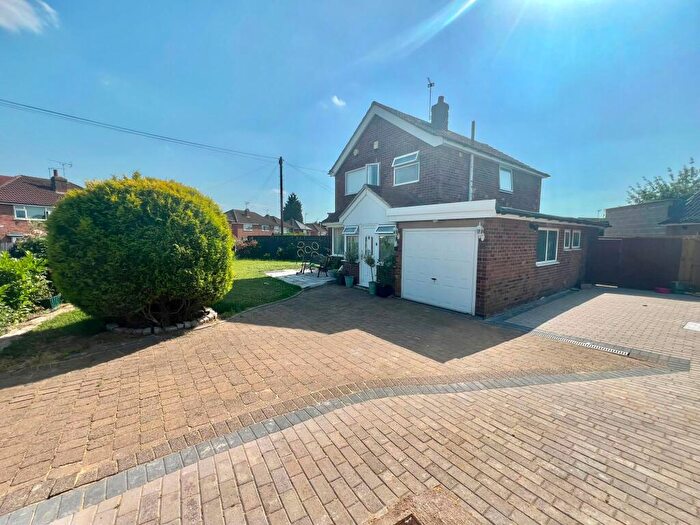 3 Bedroom Detached House To Rent In The Glade, Leicester, LE3
