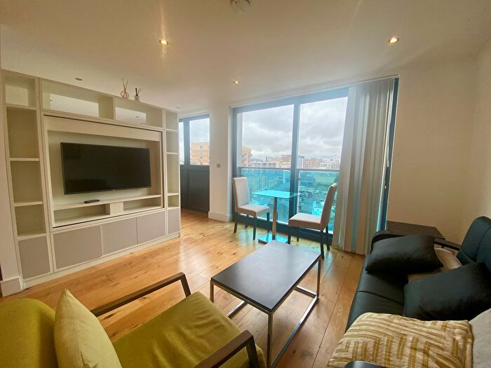 1 Bedroom Flat To Rent In Station Road, Hayes, UB3