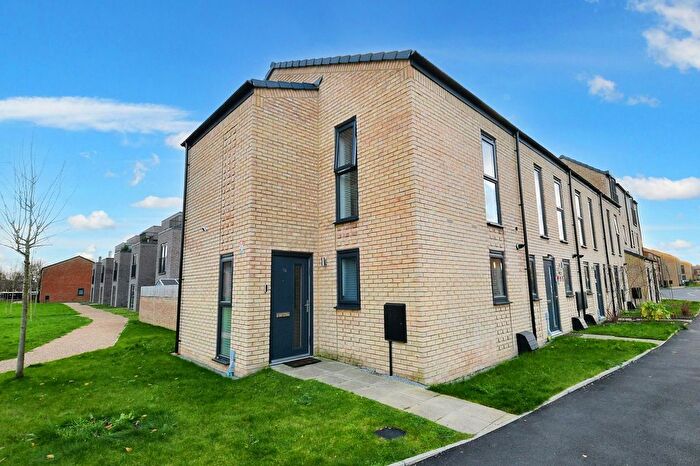 2 Bedroom End Terrace House For Sale In Shergar Way, Salford, M6