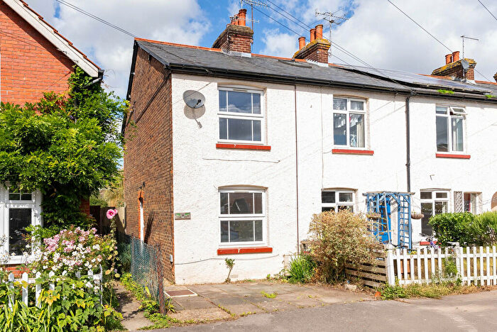 2 Bedroom End Of Terrace House To Rent In Oakdene Road, Brockham, RH3