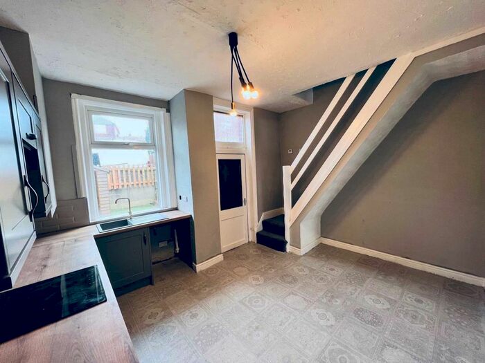 2 Bedroom Terraced House To Rent In Beresford Street, Oldham, OL4