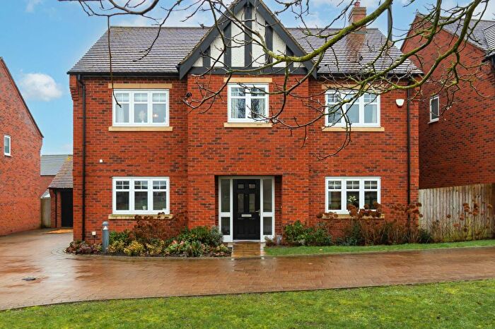 5 Bedroom Detached House For Sale In Stafford Close, Melbourne, DE73