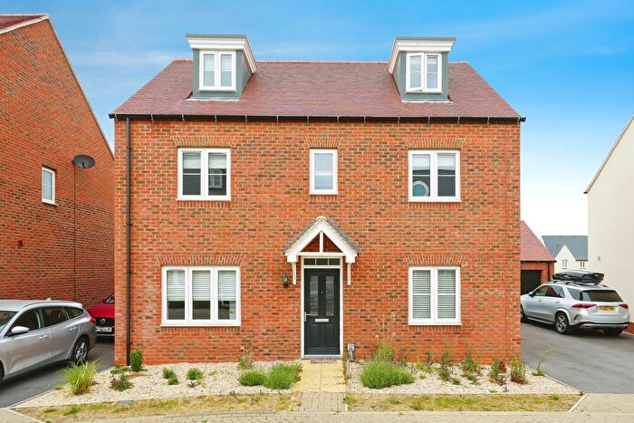 5 Bedroom Detached House For Sale In Carlisle Drive, Bicester, Oxfordshire, OX26
