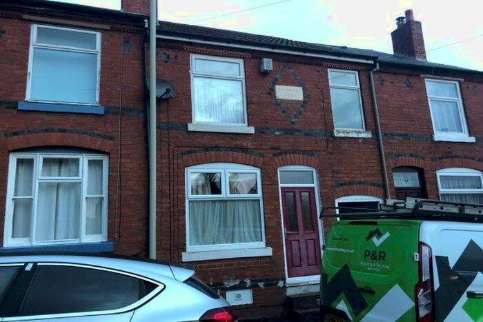 2 Bedroom Property To Rent In Alma Street, Halesowen B63