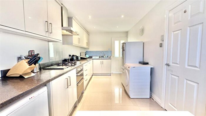 4 Bedroom Detached House For Sale In Pullman Close, Wirral, Merseyside, CH60