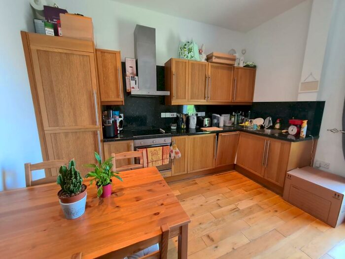 1 Bedroom Flat To Rent In Coronation Road, Southville, Bristol, BS3