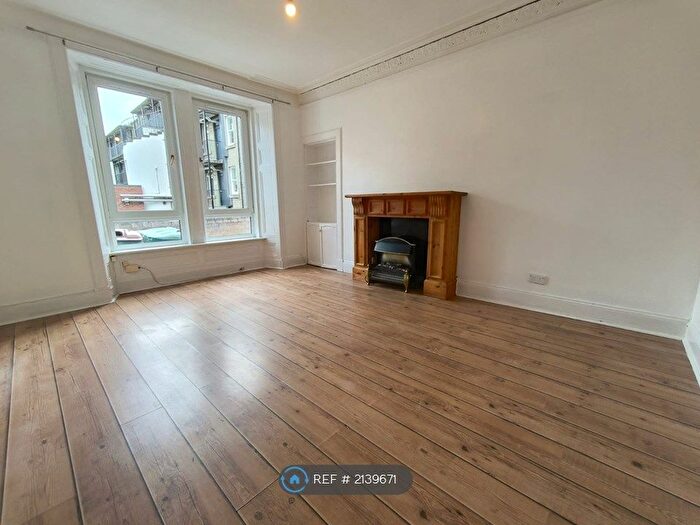 2 Bedroom Flat To Rent In Erskine Street, Dundee, DD4