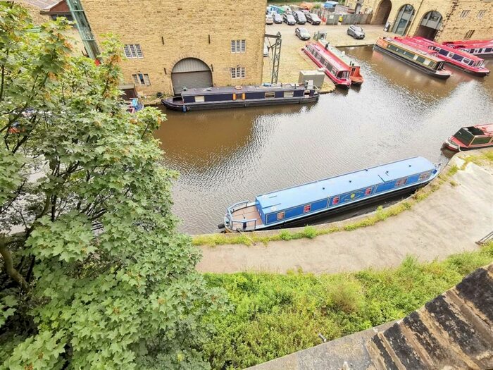 2 Bedroom Apartment To Rent In Bolton Brow, Sowerby Bridge, HX6