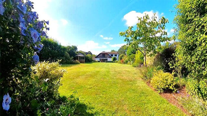 5 Bedroom Detached House For Sale In Park View, Bookham, KT23
