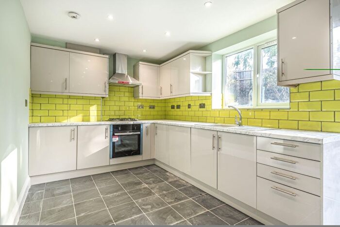 5 Bedroom Detached House To Rent In Moyne Place, London, NW10