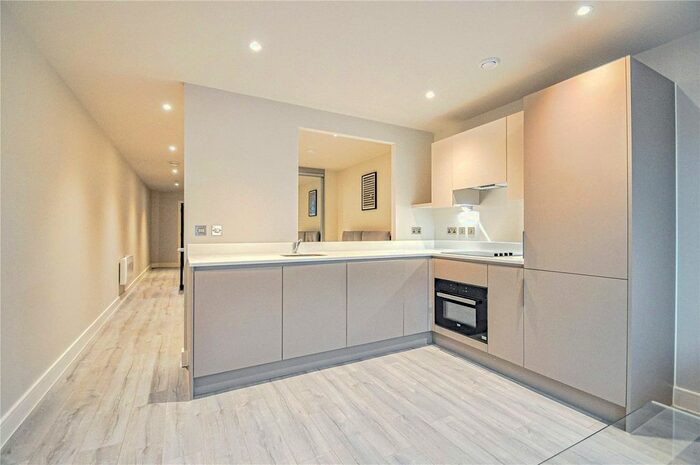 1 Bedroom Studio To Rent In Wokingham Road, Bracknell, Berkshire RG42