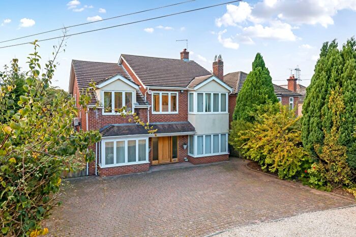 4 Bedroom Detached House For Sale In Hoads Hill, Wickham, PO17