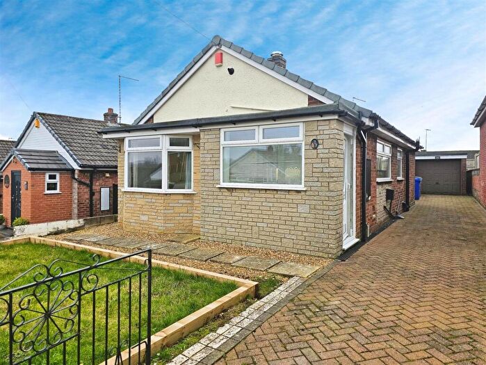 2 Bedroom Detached Bungalow For Sale In Merrion Drive, Stoke-On-Trent, ST6
