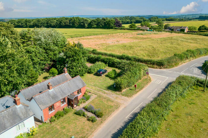 2 Bedroom Bungalow For Sale In Crondall, Farnham, Hampshire, GU10