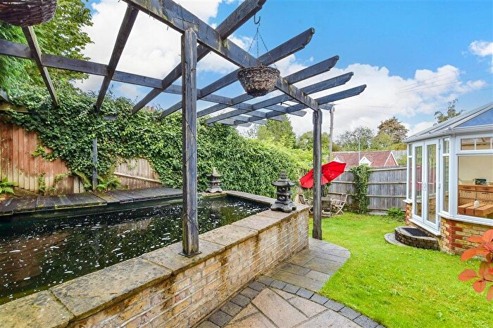 4 Bedroom Detached House For Sale In Ware Street, Bearsted, Maidstone, Kent, ME14