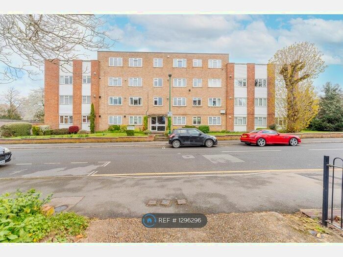 2 Bedroom Flat To Rent In Stanley Road, Sutton SM2