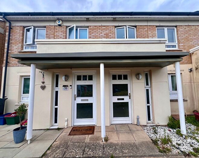 3 Bedroom Terraced House To Rent In Elvedon Road, Feltham, TW13