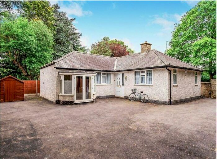 2 Bedroom Bungalow To Rent In Manor Road, Oadby LE2