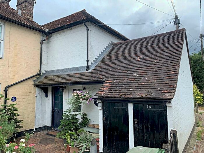 1 Bedroom Flat To Rent In Station Road, Cowfold, RH13