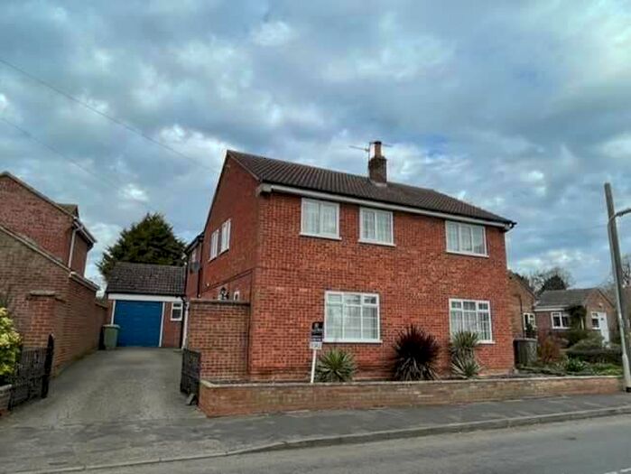 4 Bedroom Detached House For Sale In The Mullions, The Green, Allington, Grantham, NG32