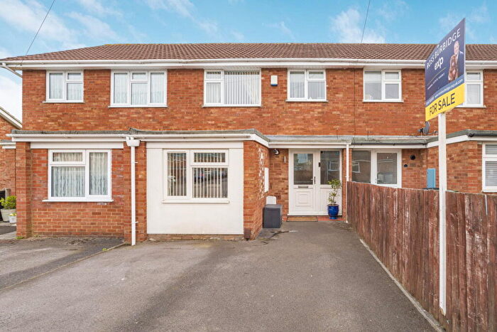 3 Bedroom Terraced House For Sale In Hartbury Close, Springbank, Cheltenham, GL51