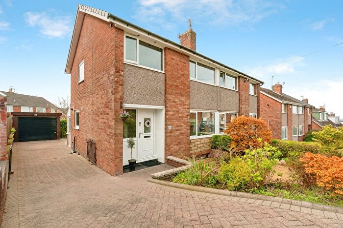 3 Bedroom Semi Detached House For Sale In Sutton Avenue, Burnley, Lancashire, BB10