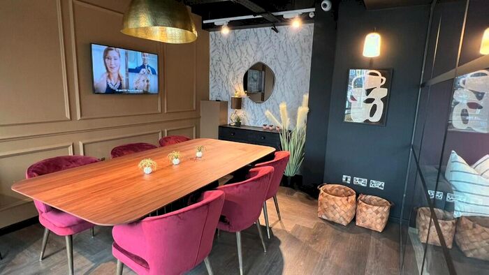 Studio To Rent In Brougham Hayes, Bath, Somerset, BA2