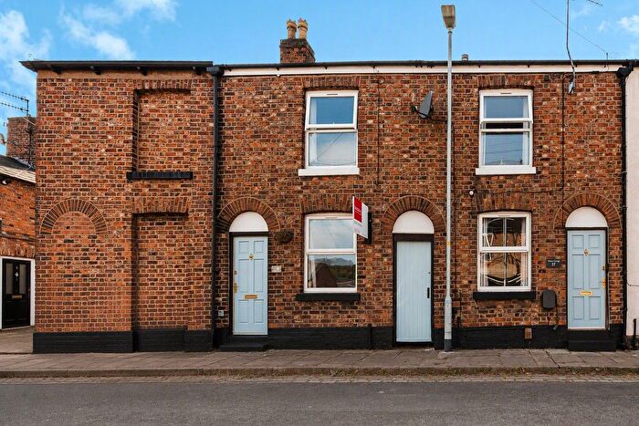2 Bedroom Terraced House For Sale In Pitt Street, Macclesfield, Cheshire, SK11