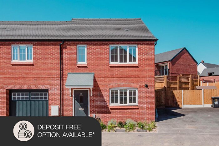 3 Bedroom Semi Detached House To Rent In Tulip Avenue, Dudley, DY3