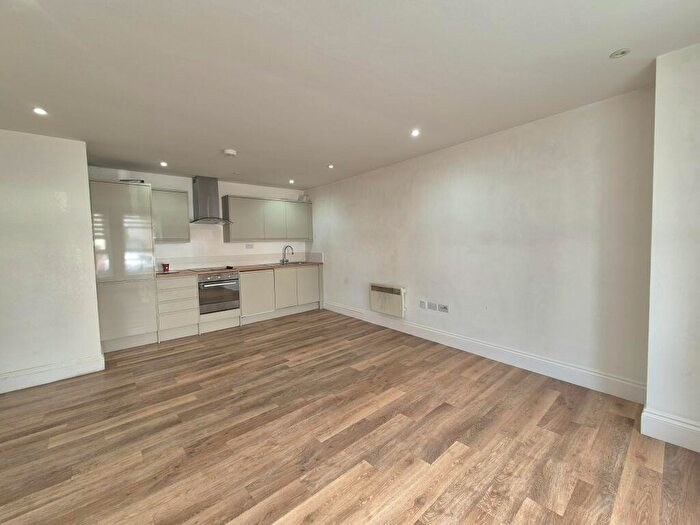 2 Bedroom Apartment To Rent In Buckingham Street, Aylesbury, HP20