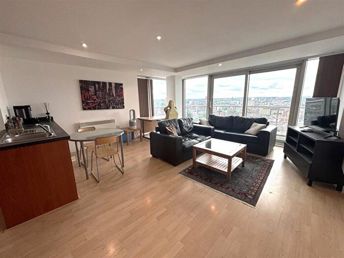 2 Bedroom Apartment To Rent In Apartments, Albion Street, Leeds, K2