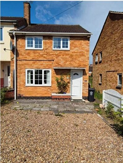 3 Bedroom Semi Detached House To Rent In New Romney Crescent, Leicester, LE5