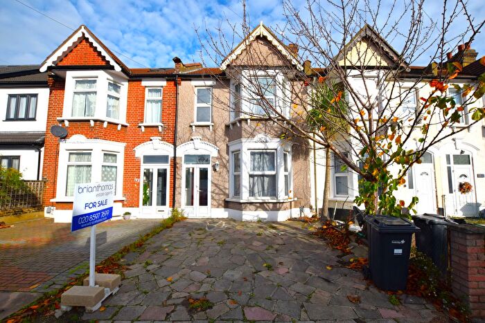 3 Bedroom Terraced House For Sale In Perth Road, Ilford, IG2