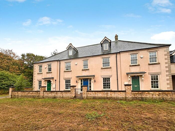 5 Bedroom Terraced House For Sale In King Henry Chase, Bretton, Peterborough, PE3