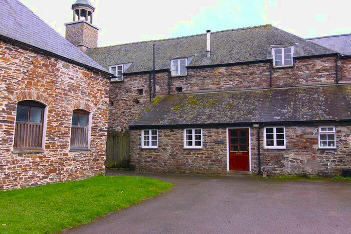 2 Bedroom Flat To Rent In Lewdown, Okehampton, EX20