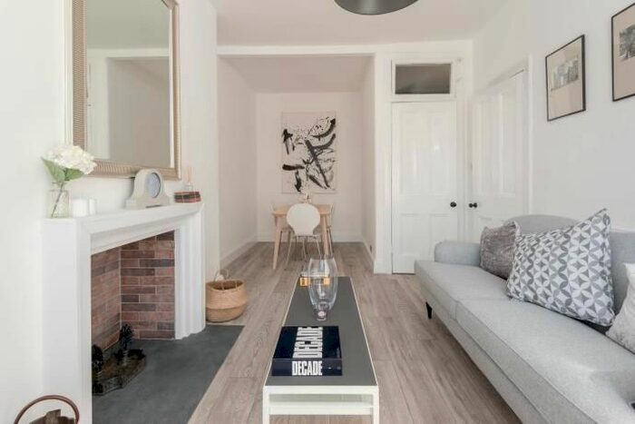 1 Bedroom Flat To Rent In Wheatfield Place, Gorgie, Edinburgh, EH11