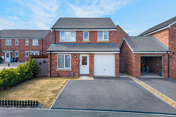 3 Bedroom Detached House For Sale In Swallow Drive, Raunds, NN9