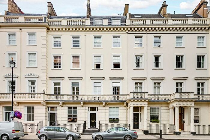 2 Bedroom Flat To Rent In Warwick Square, Pimlico And Westminster, SW1V