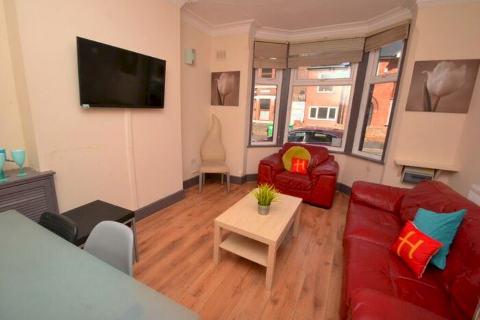 6 Bedroom Detached House To Rent In Johnson Road, Lenton, Nottingham, NG7